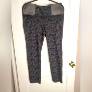 Black velour damask print leggings